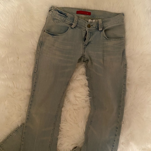 Levi’s Jeans - Picture 2 of 3